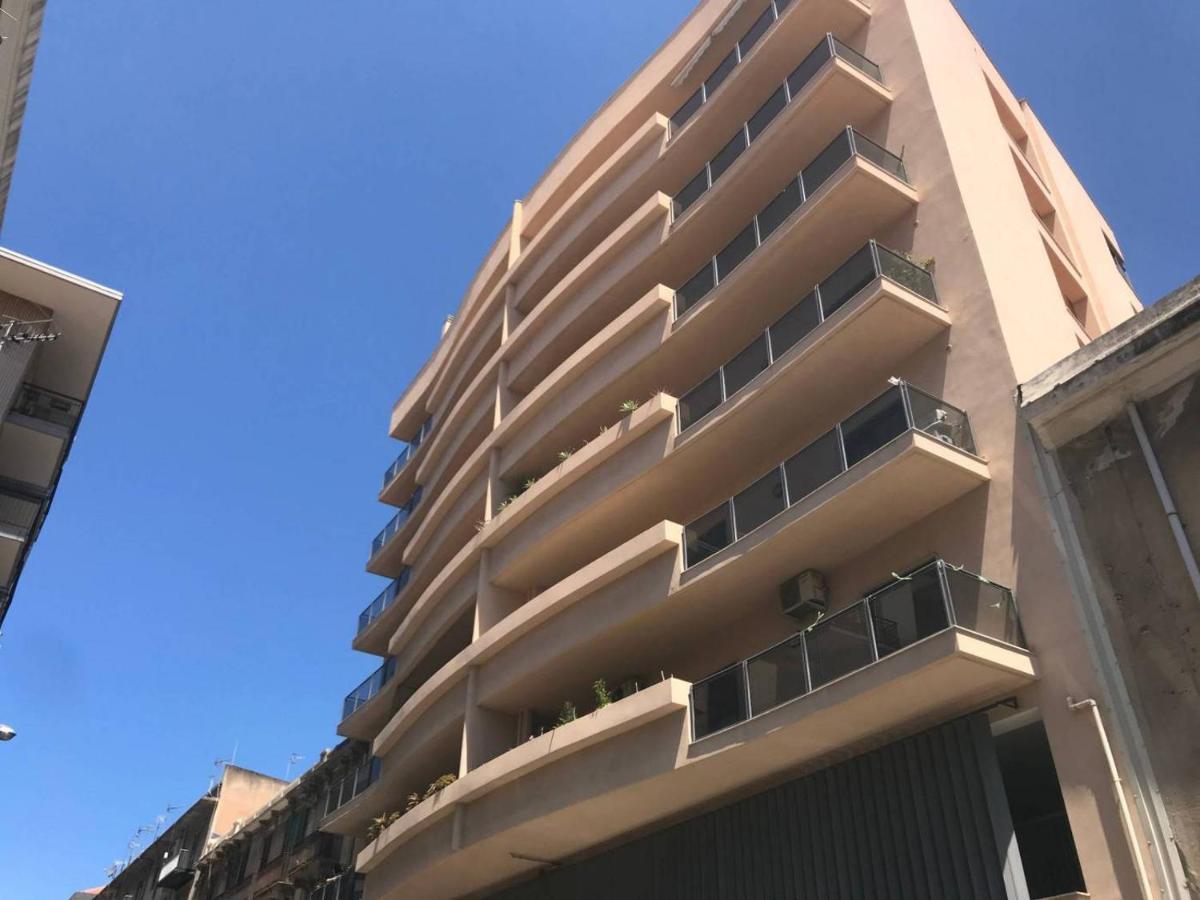Manzoni Apartment เมสซีนา ภายนอก รูปภาพ